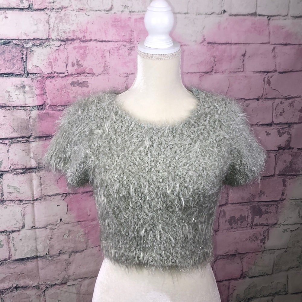 Topshop mint green cropped fuzzy sweater size 4 🎄